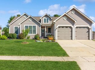 1846 Swallow Rd, Twin Lakes, WI 53181