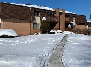 581 Crown St APT 79, Meriden, CT 06450