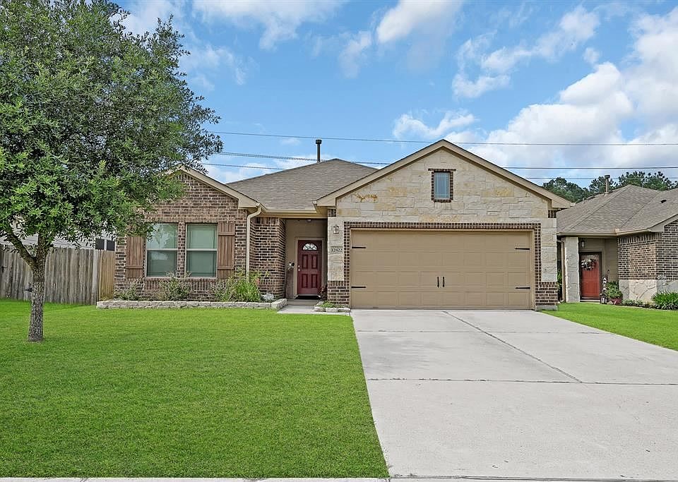 1st image of 12822 Spruce Cir