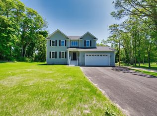 526 Old Warren Rd, Swansea, MA 02777