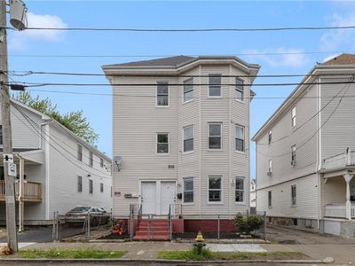 9 Sackett St, Providence, RI, 02907