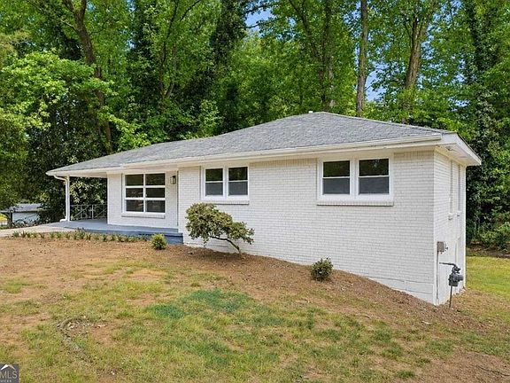 2nd image of 275 Dink Ln SE