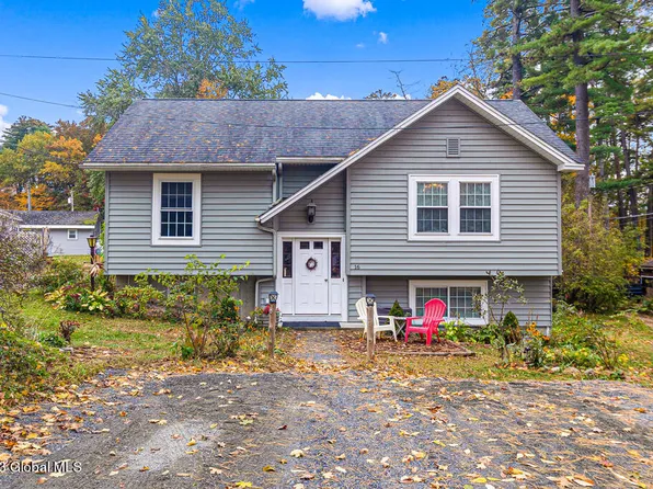 16 Snug Harbor Lane, Queensbury, NY 12804