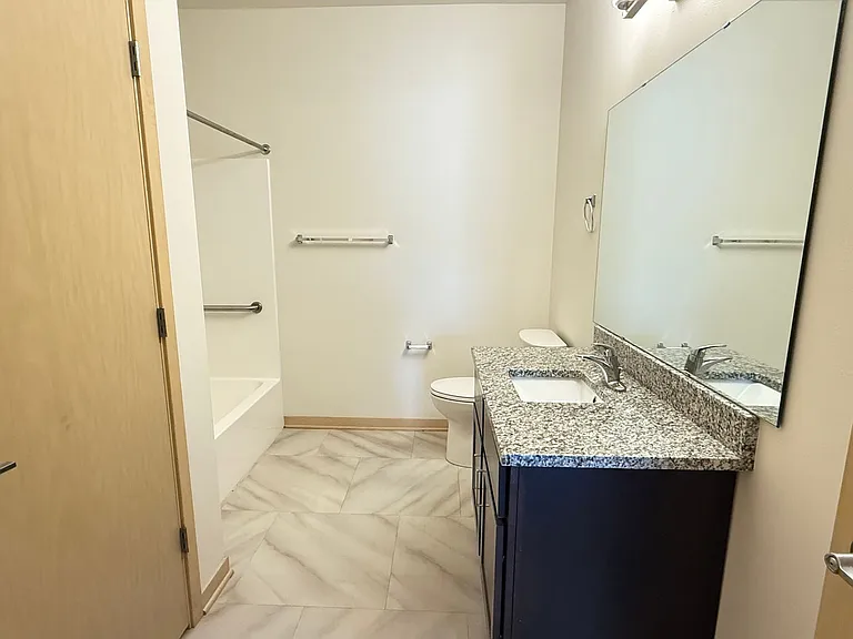 The Emerson — Photo 36