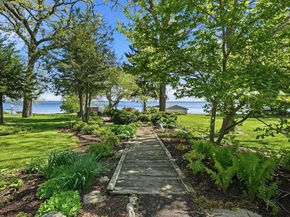 2224 Highway 51, Stoughton, WI 53589