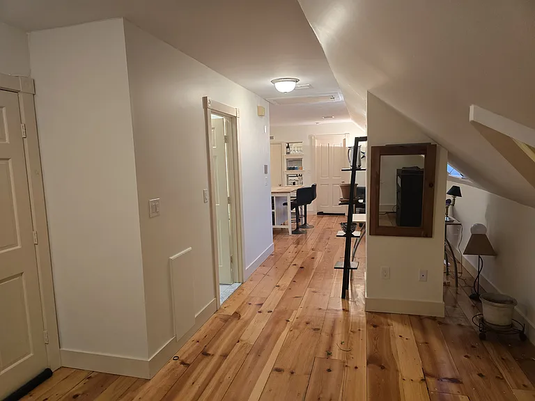 133 Calumet St #4 — Photo 32