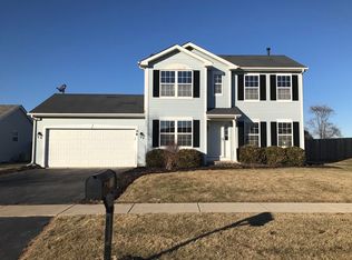 39 W Prairiefield Ave, Cortland, IL