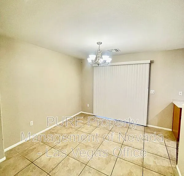 3528 Laguna Veneta Ave — Photo 5