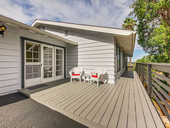 4th image of 2215 Alta Vista Dr