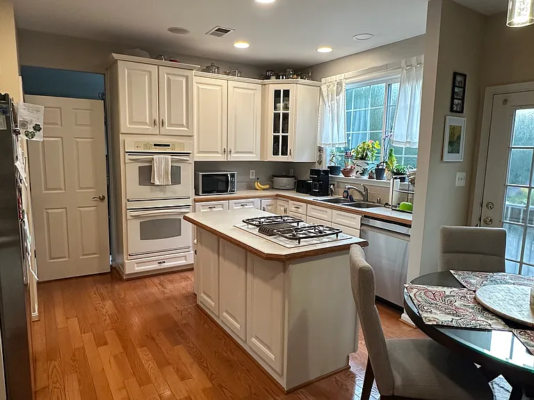 213 Stacey Ct — Photo 13