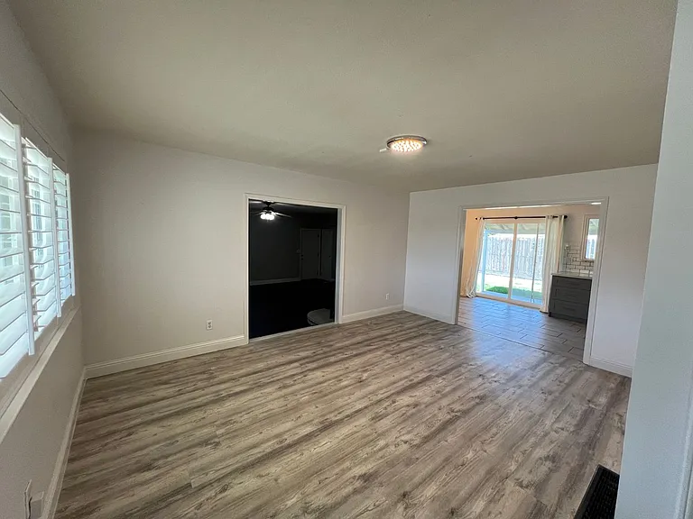 5753 Mohican Dr — Photo 3