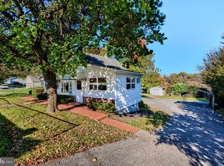 4526 Louisville Rd, Finksburg, MD 21048