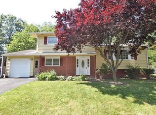 1228 Indian Pl, North Brunswick, NJ 08902
