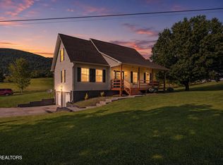 4784 Old Highway 63, Speedwell, TN 37870
