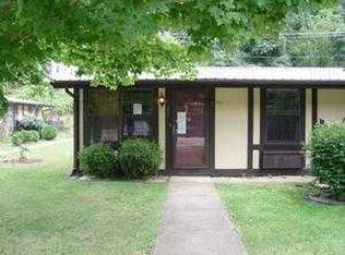 5289 Dalewood Dr #25, Cross Lanes, WV 25313