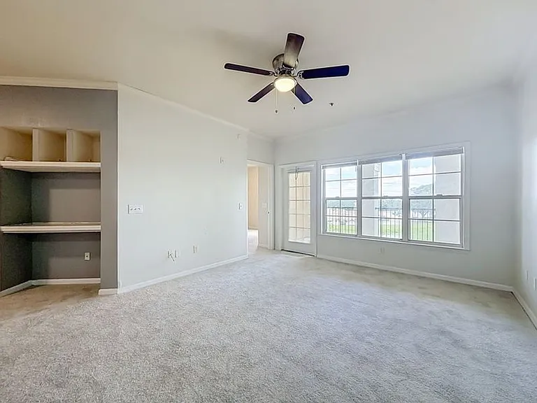 3757 Conroy Rd — Photo 21
