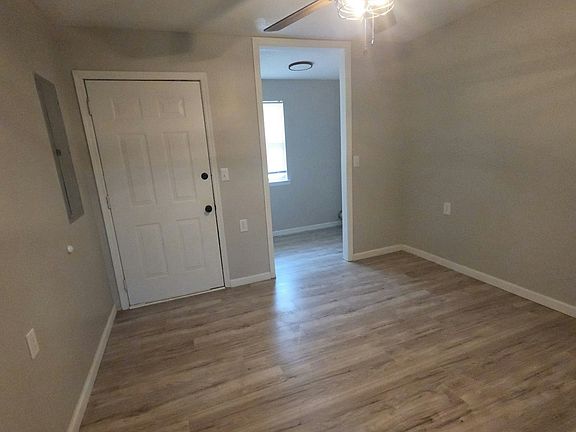 5th image of 33 Sunrise Ln #21