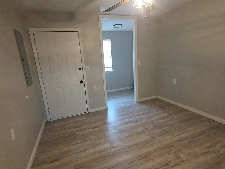 33 Sunrise Ln #21 — Photo 5