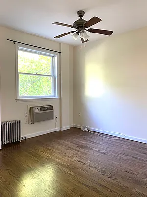 Rented by Compass | media 21