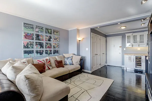 Sold by Stribling | media 12
