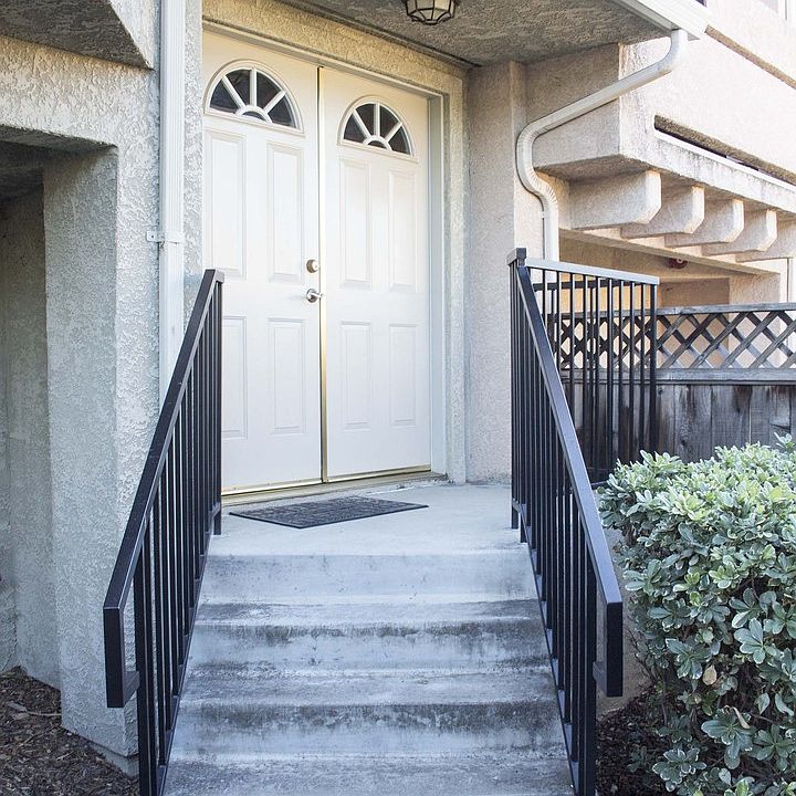 1st image of 25105 Angelina Ln