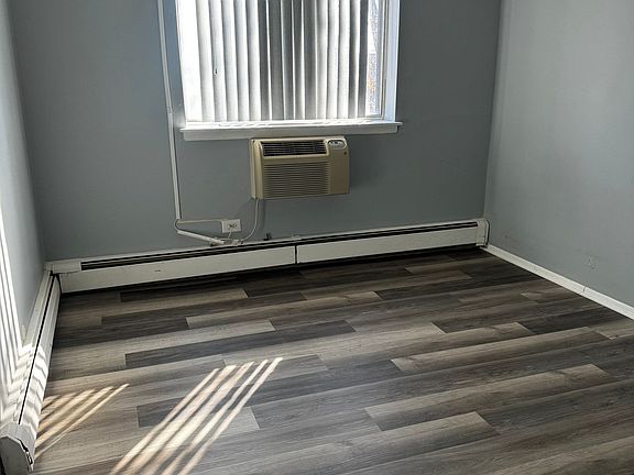 4th image of 1475 Rebecca Dr APT 316