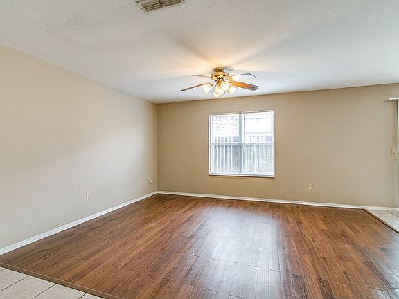 2nd image of 1913 N Caton Dr