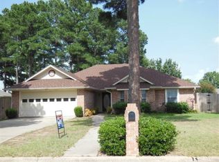 5506 Woodline Dr, Texarkana, AR 71854