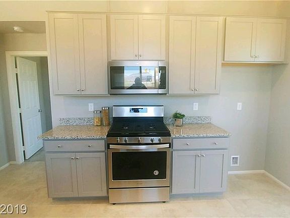 4th image of 9580 Langden Brook St