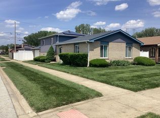 1074 George St, Calumet City, IL 60409