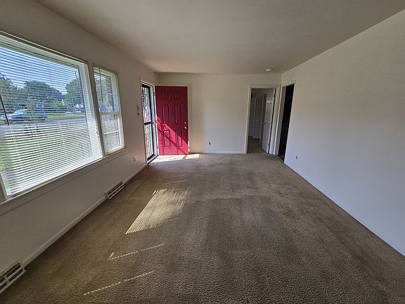 4th image of 2311 Joplin Ave
