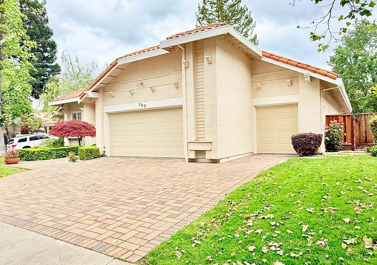 Beautiful and Classic, 3BD/2.5BA, Single-Story Estate Home in Blackhawk- Available NOW! — Photo 3