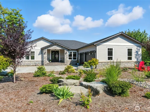 22822 Tranquility Place NE, Kingston, WA 98346