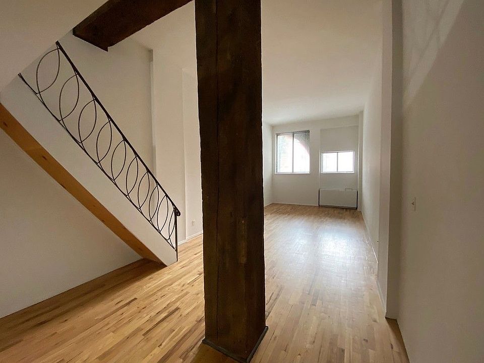 1st image of 325 E 64th St #114S