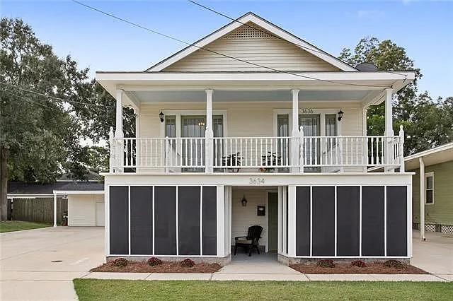 2 bed, 1.0 bath, 1000 sqft, $1,800 — Photo 1