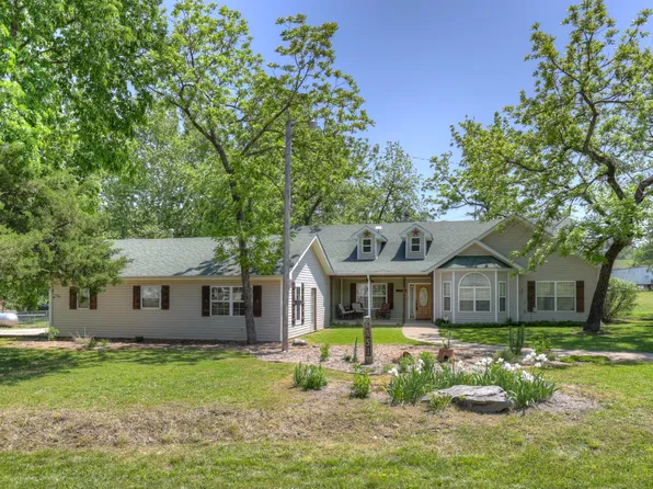 6851 Dutch Elm Drive, Joplin, MO 64804