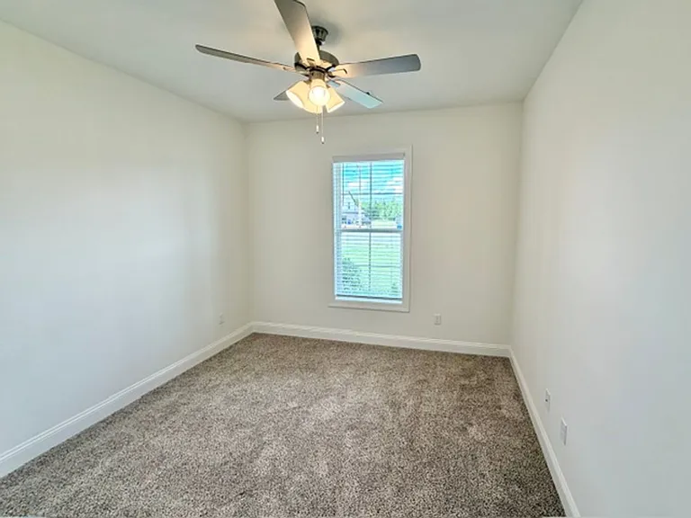 5301 Douglas Dr — Photo 7