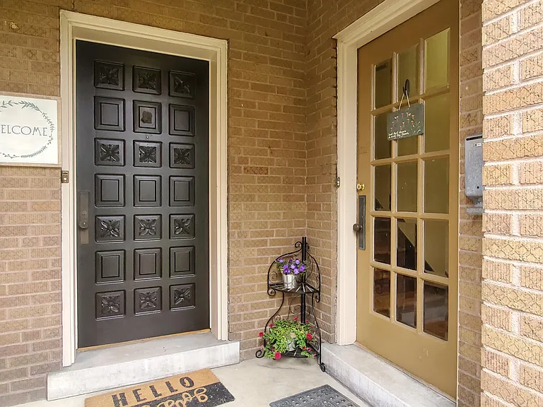 2217 Madison Rd — Photo 18
