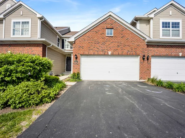 332 Buckingham Ct, Lombard, IL 60148