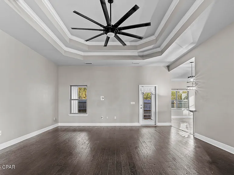 804 Buoy Ct — Photo 10
