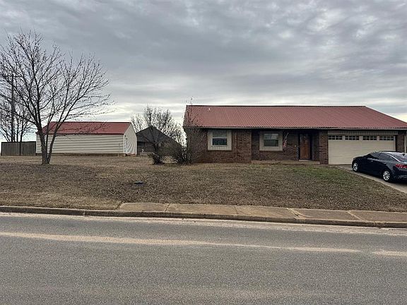 2nd image of 4736 Forest Hills Dr