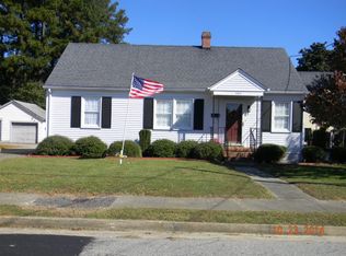 404 Harding St, Emporia, VA 23847