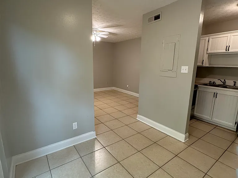 820-3 California St #3 — Photo 8