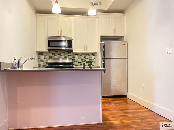 5th image of 566 Sterling Pl #2