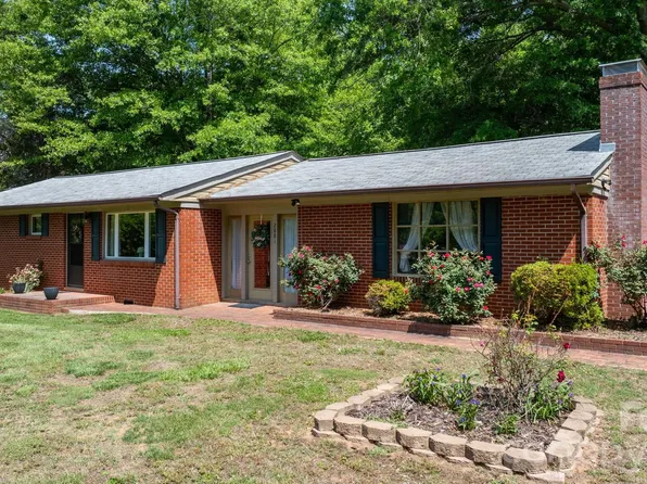 2881 Highline Ave, Valdese, NC 28690