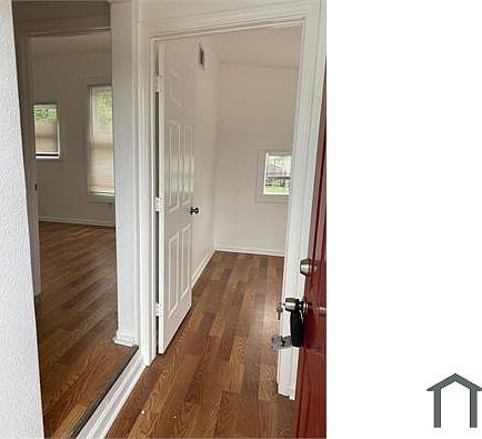 2nd image of 2550 Orange St #2