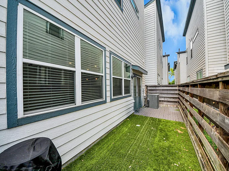651 Press St — Photo 30