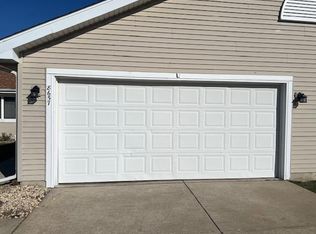 8657 Calhoun Pl, Crown Point, IN 46307