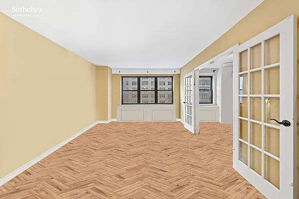 Sold by Sotheby's International Realty | media 6