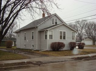1133 Witzel Ave, Oshkosh, WI 54902